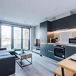 Stylish 1br In *