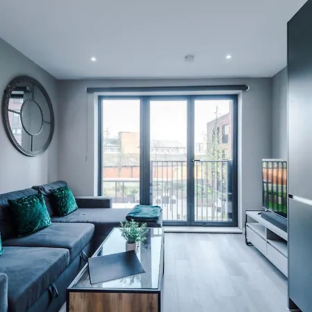 Stylish 1br In Centre Апартаменти Лідс