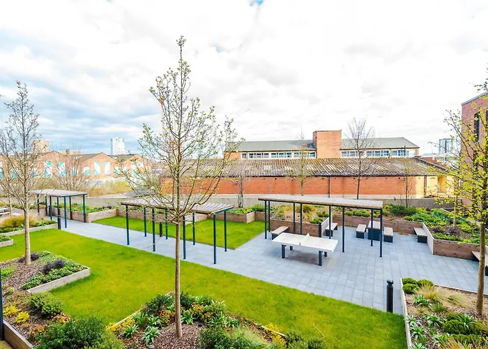 Apartment Stylish 1br In *